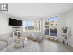 1208 3455 ASCOT PLACE  Vancouver, BC V5R 6B7