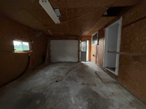 Garage - 295 Ch. De La Chute, Mansfield-Et-Pontefract, QC - Indoor Photo Showing Garage