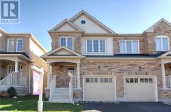 1136 SCHOOLING DRIVE E Oshawa, ON L1H 7K5