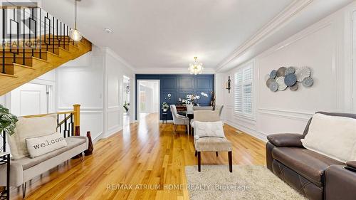 145 Courvier Crescent, Clarington, ON - Indoor Photo Showing Living Room