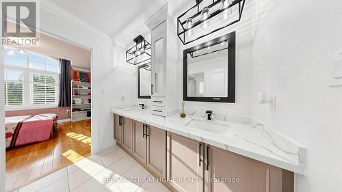 145 Courvier Crescent, Clarington, ON - Indoor Photo Showing Bathroom