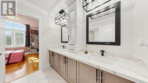 145 Courvier Crescent, Clarington, ON - Indoor Photo Showing Bathroom