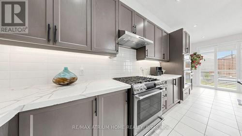 145 Courvier Crescent, Clarington, ON - Indoor Photo Showing Kitchen With Upgraded Kitchen
