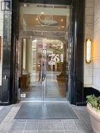 907 - 761 BAY STREET Toronto, ON M5G 2R2