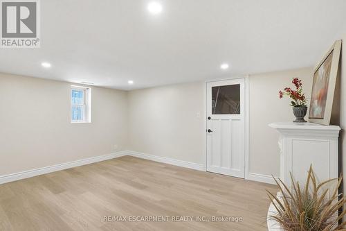 894 Garth Street, Hamilton, ON - Indoor Photo Showing Other Room