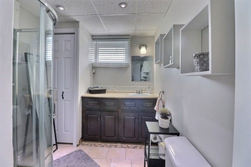 Salle de bains - 720 Route Du Lac O., Alma, QC - Indoor