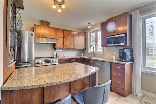 Cuisine - 720 Route Du Lac O., Alma, QC - Indoor Photo Showing Kitchen