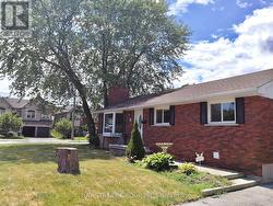 UPPER - 3169 WILLOW LANE Burlington, ON L7N 2H9
