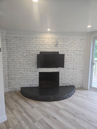 Salle familiale - 1273 Ch. Du Mont-Loup-Garou, Sainte-Adèle, QC - Indoor