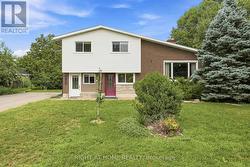 2346 EDWIN CRESCENT Ottawa, ON K2C 1H7