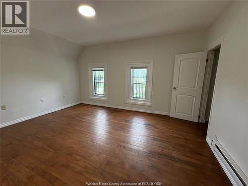 454 Crawford, Windsor, ON - Indoor Photo Showing Other Room