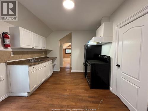 454 Crawford, Windsor, ON - Indoor Photo Showing Other Room
