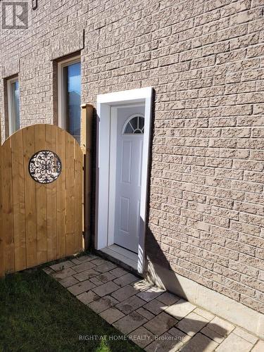 #BASEMENT - 110 THATCHER CRESCENT , East Gwillimbury, Ontario L9N 0B9 2
