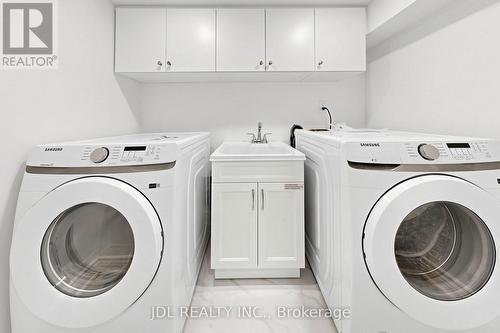 129 Appleby Crescent, Markham, ON - Indoor Photo Showing Laundry Room