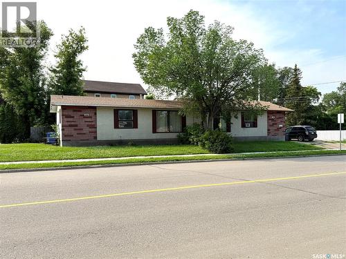 A/B 1491 98th STREET  North Battleford, SK S9A 0M3