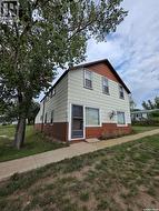 529-533 Railway AVENUE Mankota Rm No. 45, SK S0H 2T0