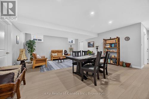 21 Evylean Court, St. Thomas, ON - Indoor Photo Showing Dining Room