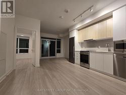 1806B - 50 UPPER MALL WAY Vaughan, ON L4J 0L7