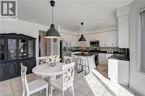222 Baldwin Drive, Cambridge, ON - Indoor Photo Showing Dining Room