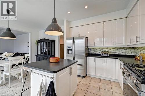 222 Baldwin Drive, Cambridge, ON - Indoor Photo Showing Kitchen