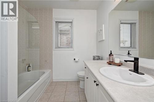 222 Baldwin Drive, Cambridge, ON - Indoor Photo Showing Bathroom