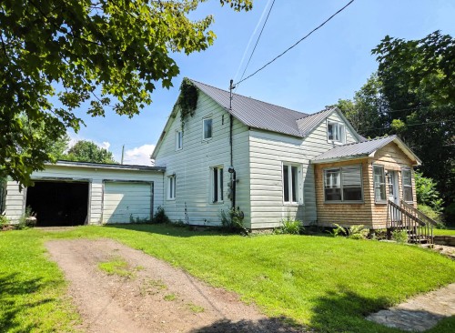 486 Route des Outaouais  Brownsburg-Chatham, QC J8G 1V2