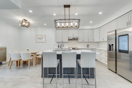 21 Kohn Lane, Markham, ON - Indoor