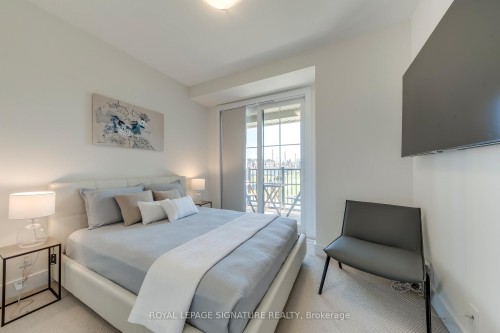 21 Kohn Lane, Markham, ON - Indoor Photo Showing Bedroom