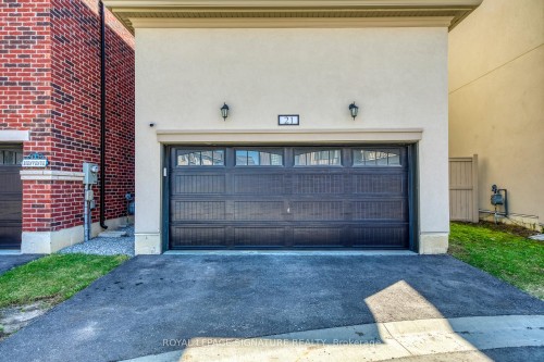 21 Kohn Lane, Markham, ON - Outdoor