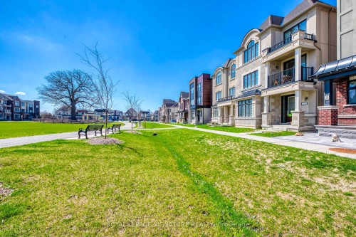 21 Kohn Lane, Markham, ON - Outdoor With Balcony