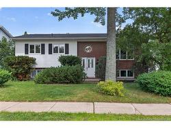 343 Glencairn DR Moncton, NB E1G 2B3