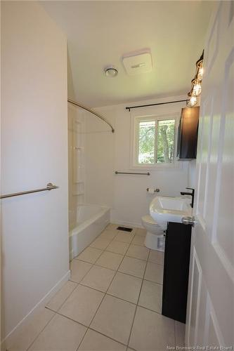 43 Broadview Ave, Fredericton, NB 