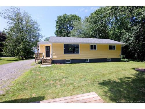 43 Broadview Ave, Fredericton, NB 