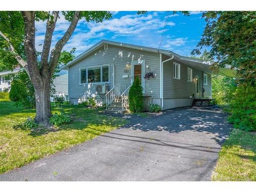 15 Lorne St, Fredericton, NB 
