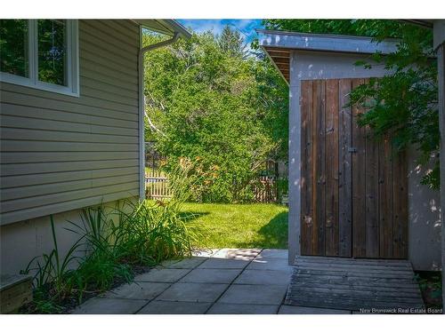 15 Lorne St, Fredericton, NB 