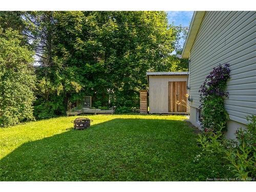 15 Lorne St, Fredericton, NB 