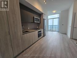 PH02 - 5858 YONGE STREET Toronto, ON M2M 0C6