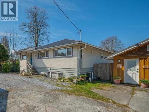2277 Phillips Road, Powell River, BC - Outdoor