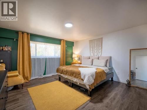 2277 Phillips Road, Powell River, BC - Indoor Photo Showing Bedroom