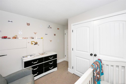 1080 Maple Bay Rd, Duncan, BC 