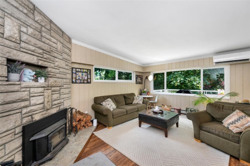 1080 Maple Bay Rd, Duncan, BC 