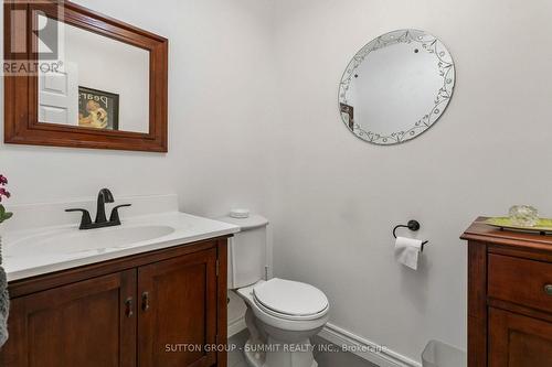 3176 Dovetail Mews, Mississauga, ON - Indoor Photo Showing Bathroom