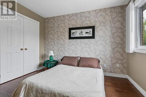 3176 Dovetail Mews, Mississauga, ON - Indoor Photo Showing Bedroom