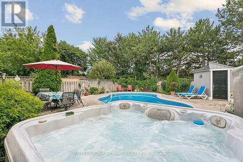 3176 Dovetail Mews, Mississauga, ON - Outdoor With In Ground Pool With Backyard
