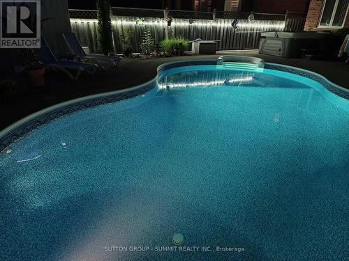 3176 Dovetail Mews, Mississauga, ON - Outdoor With In Ground Pool With Backyard