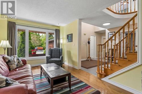 3176 Dovetail Mews, Mississauga, ON - Indoor