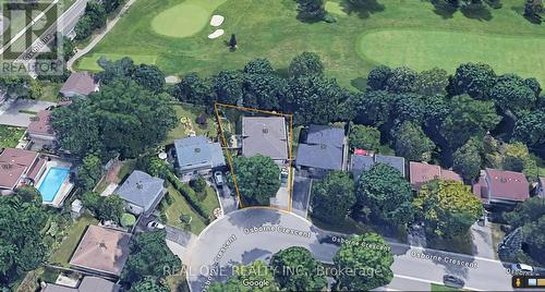 28 OSBORNE CRESCENT  Oakville, ON L6H 1G1