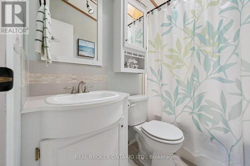 218 Beach Road, Centre Wellington, ON - Indoor Photo Showing Bathroom