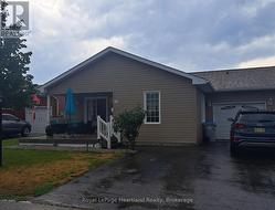 5 KELLESTINE DRIVE Strathroy-Caradoc (Sw), ON N6G 0C5