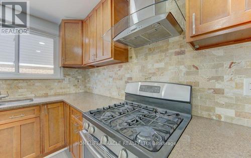80 Lower Canada Crescent, Kitchener, ON - Indoor Photo Showing Kitchen